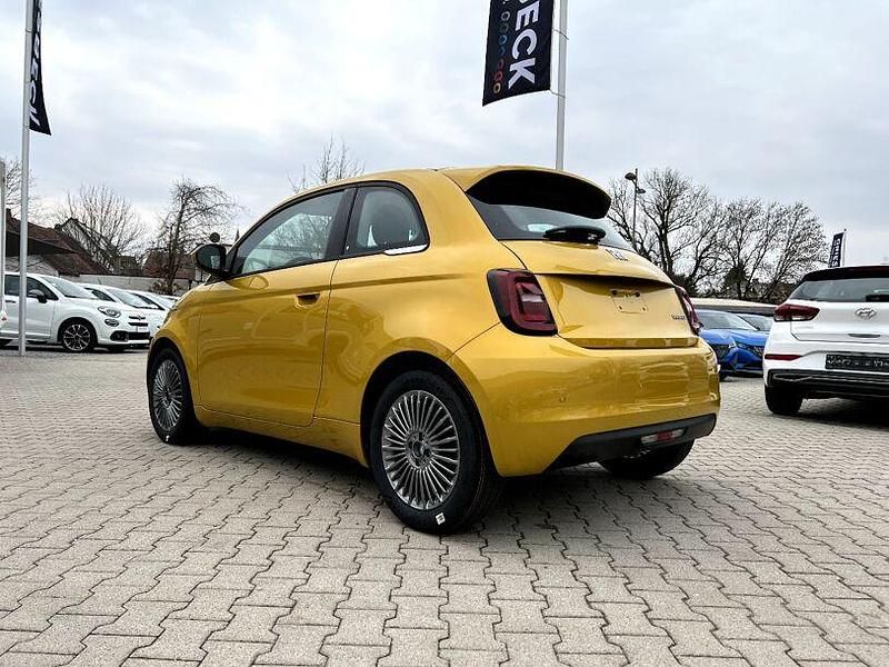 Gebraucht Fiat 500 65 PS (47 kW) 2026 Sun of italy gelb metallic Kleinwagen