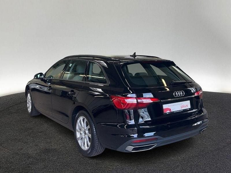 Gebraucht Audi A4 204 PS (150 kW) 2023 Brillantschwarz Kombi
