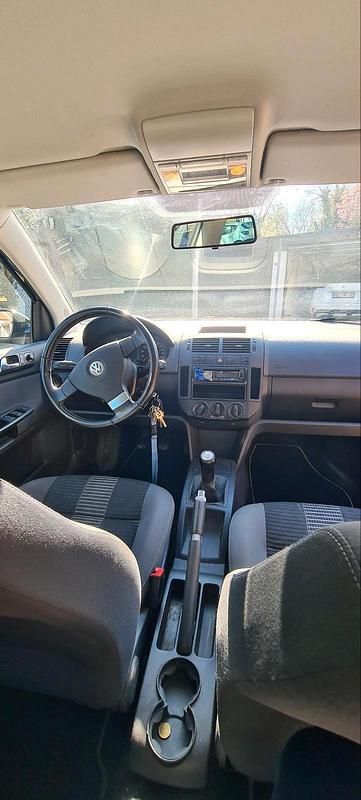 Gebraucht VW Polo 80 PS (58 kW) 2009 Blau Kleinwagen