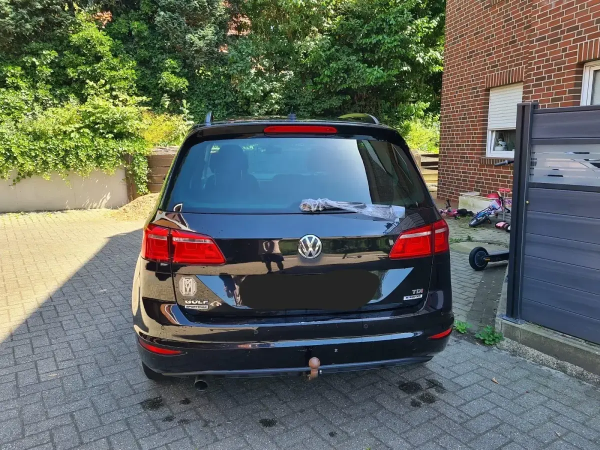 Gebraucht VW Golf VII 110 PS (80 kW) 2014 Schwarz Limousine