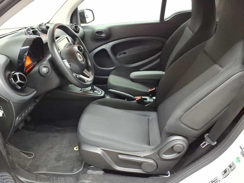 Gebraucht Smart ForTwo Coupé 60 kW (82 PS) 2022 Tridion sicherheitszelle in weiß Coupé