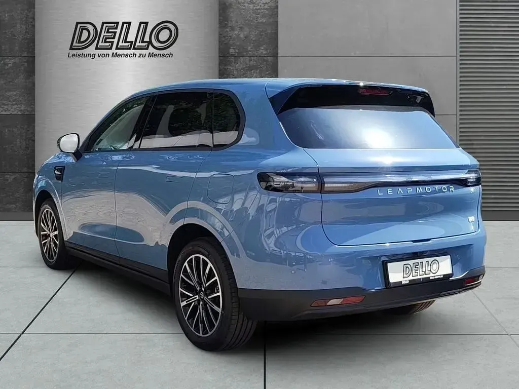 Neu Leapmotor B10 218 PS (160 kW) 2026 Blau SUV