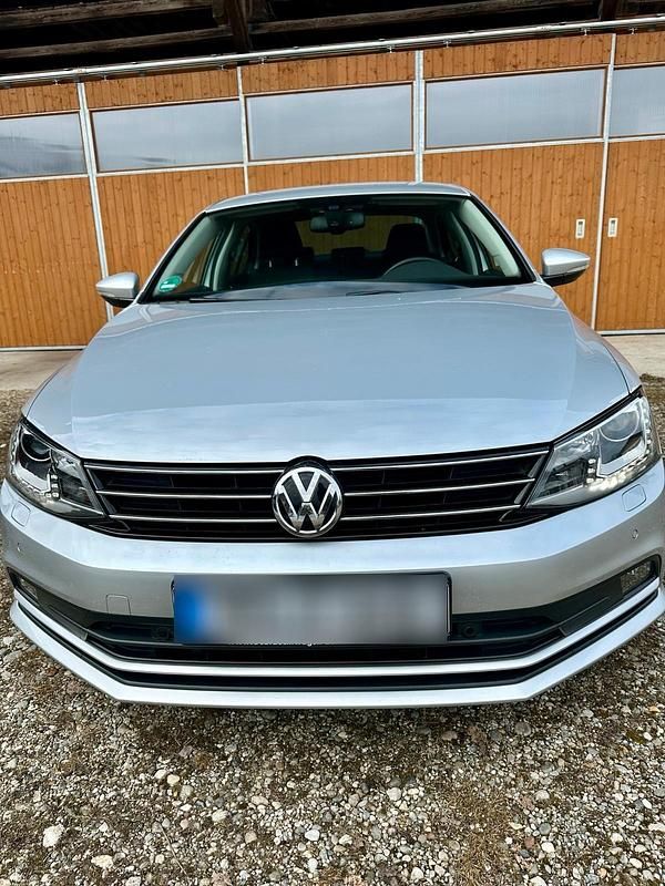 Gebraucht VW Jetta 110 PS (80 kW) 2014 Silber Limousine