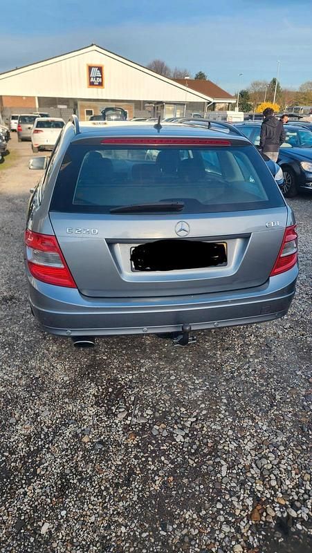 Gebraucht Mercedes C220 170 PS (125 kW) 2008 Silber Kombi