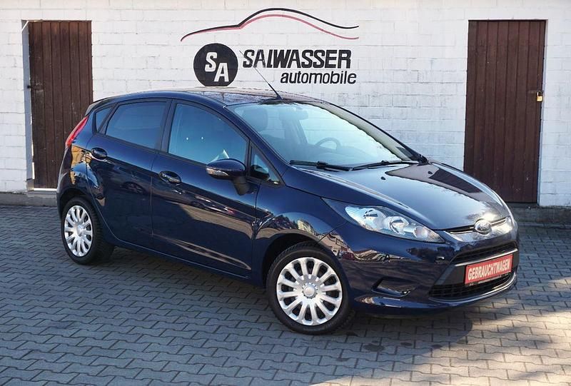 Gebraucht Ford Fiesta Trend 82 PS (60 kW) 2012 Blau Kleinwagen