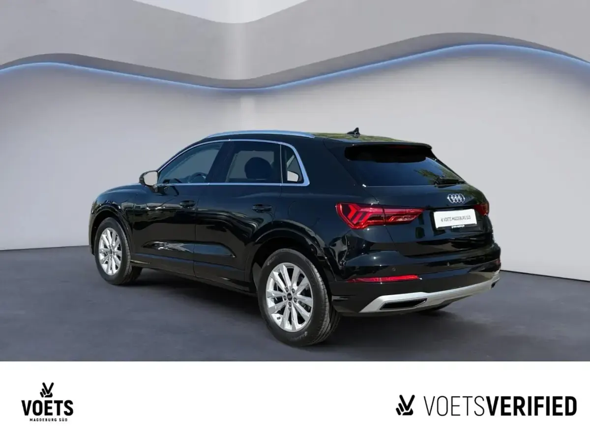 Gebraucht Audi Q3 Advanced Plus 150 PS (110 kW) 2024 Mythosschwarz metallic SUV