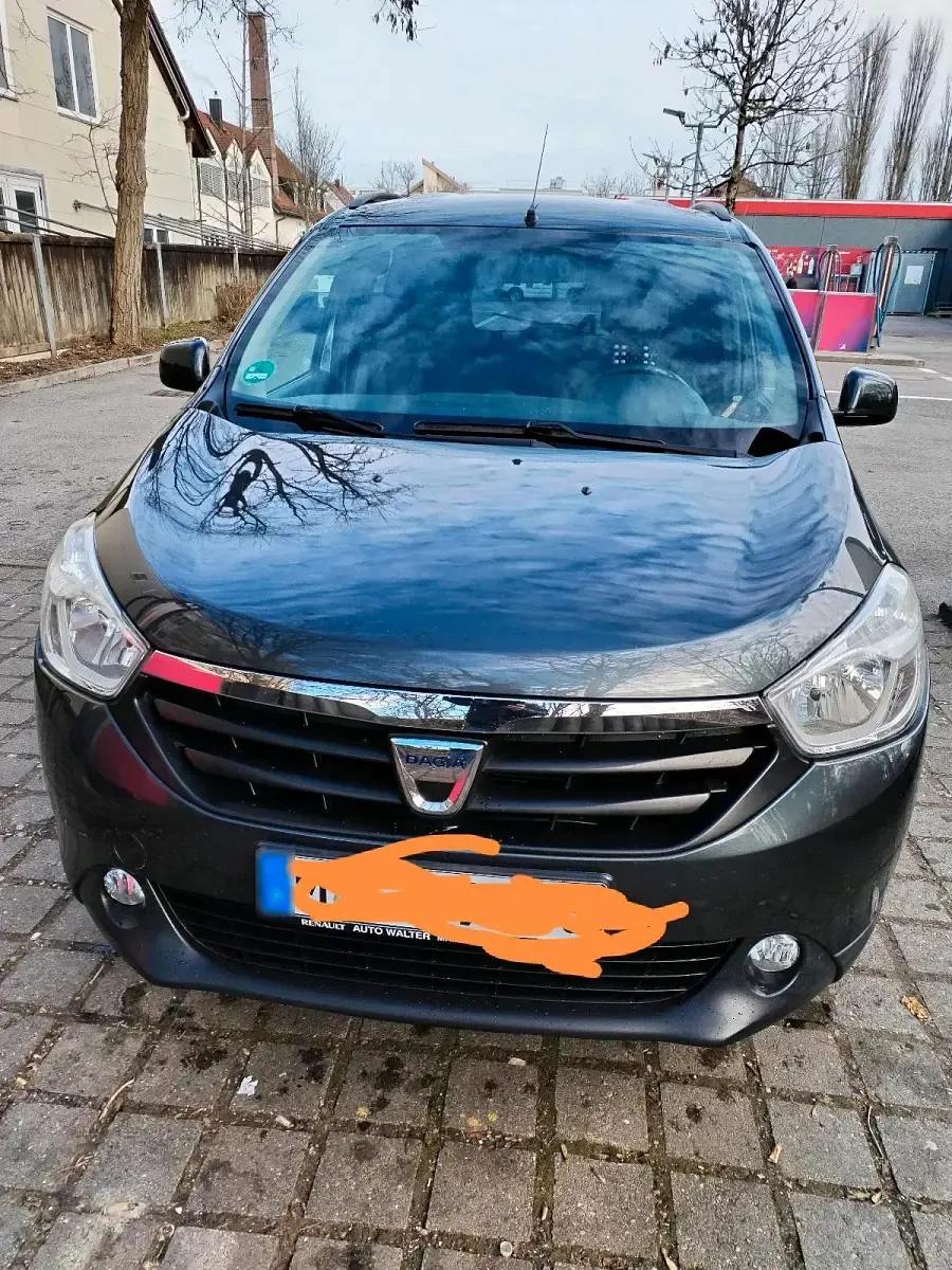 Gebraucht Dacia Lodgy 120 PS (88 kW) 2013 Andere farben Van / Kleinbus