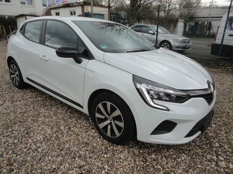 Gebraucht Renault Clio V Equilibre 67 PS (49 kW) 2023 Weiß Limousine
