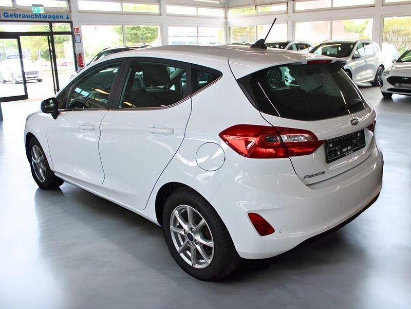 Gebraucht Ford Fiesta Titanium 125 PS (91 kW) 2021 Weiß Kleinwagen