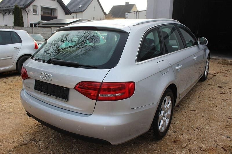 Second-hand Audi A4 Ambition 120 CP (88 kW) 2009 Argintiu Break