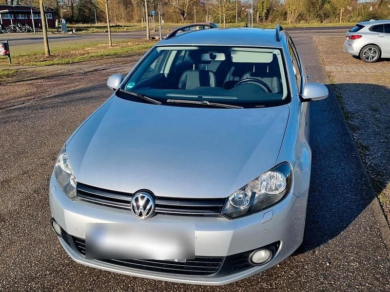 Silber Gebraucht 2010 VW Golf VI Kombi | 2.500 € (Superpreis) - Bild 1/4