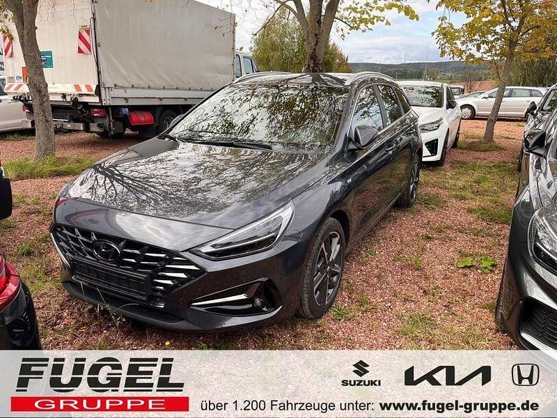 Dark knight / mic Gebraucht 2021 Hyundai i30 Prime Kombi | 18.999 € (Fairer Preis) - Bild 1/4