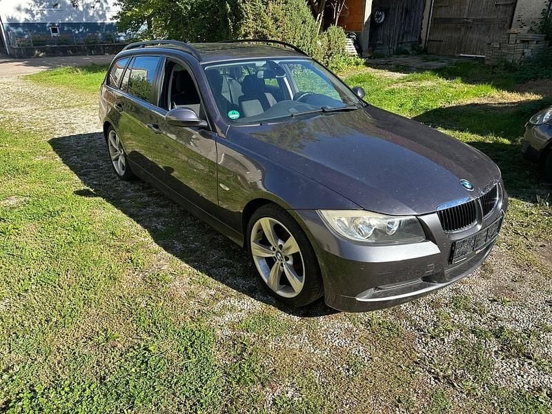 Grau Gebraucht 2008 BMW 318 Kombi | 3.500 € (Superpreis) - Bild 1/4