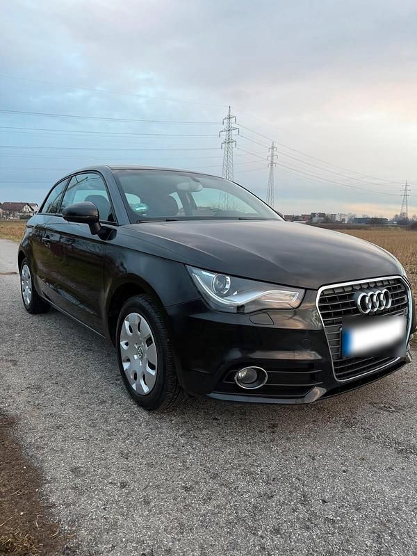 Gebraucht Audi A1 122 PS (89 kW) 2013 Schwarz Kleinwagen