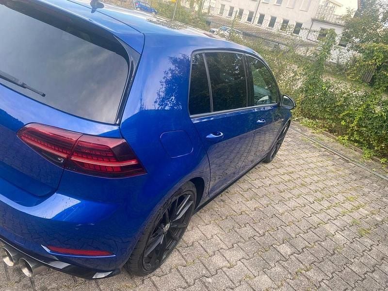 Gebraucht VW Golf VII R 310 PS (228 kW) 2017 Blau Limousine