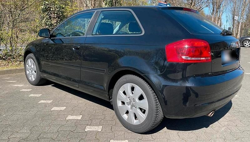 Usata Audi A3 102 CV (75 kW) 2009 Nero Utilitaria