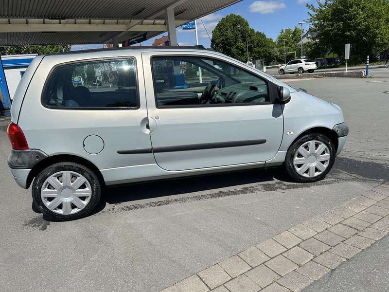 Gebraucht 2005 Renault Twingo Kleinwagen | 1.500 € (Etwas zu teuer) - Bild 1/4