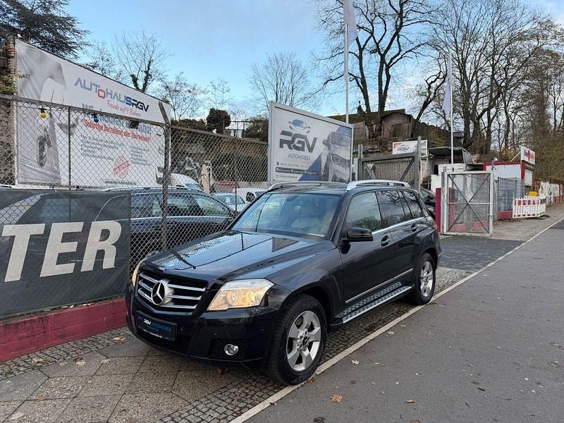 Schwarz Gebraucht 2008 Mercedes GLK320 SUV | 9.980 € (Fairer Preis) - Bild 1/4