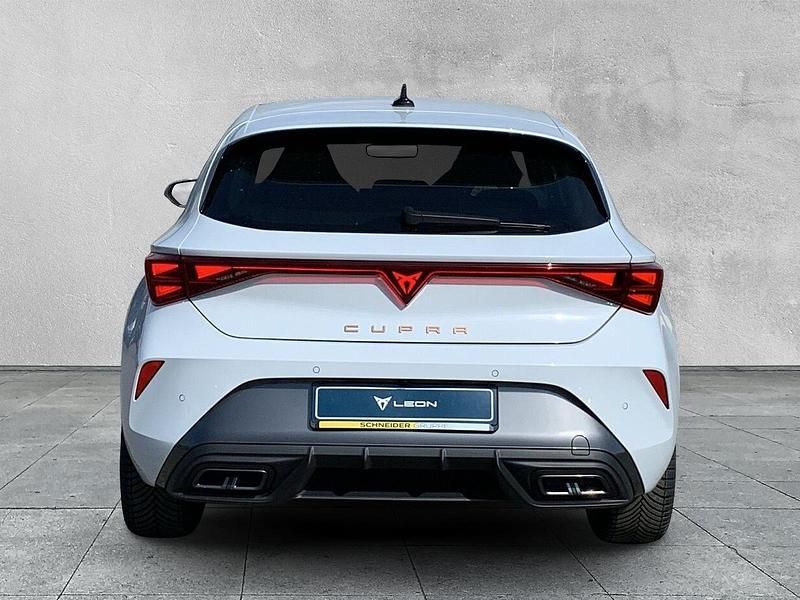 Neu Cupra Leon 150 PS (110 kW) 2025 Weiß Limousine
