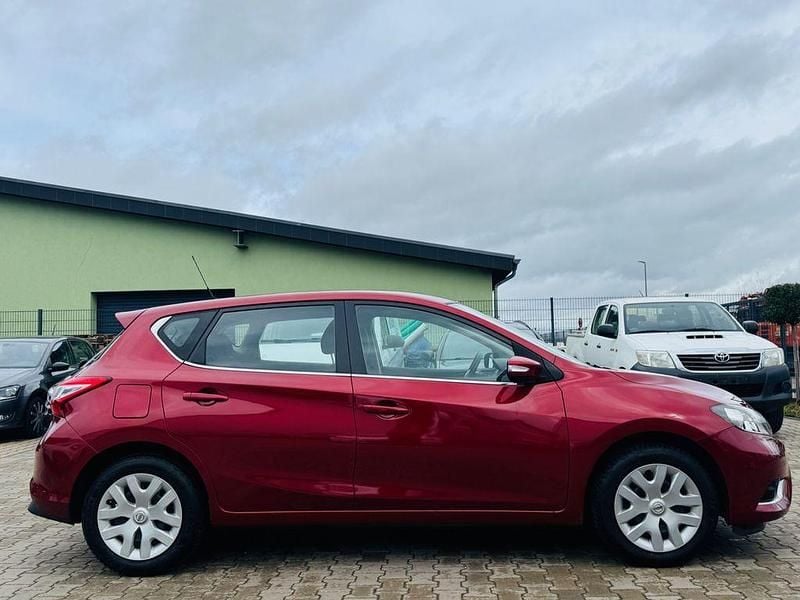 Gebraucht Nissan Pulsar Visia 116 PS (85 kW) 2017 Rot Kleinwagen