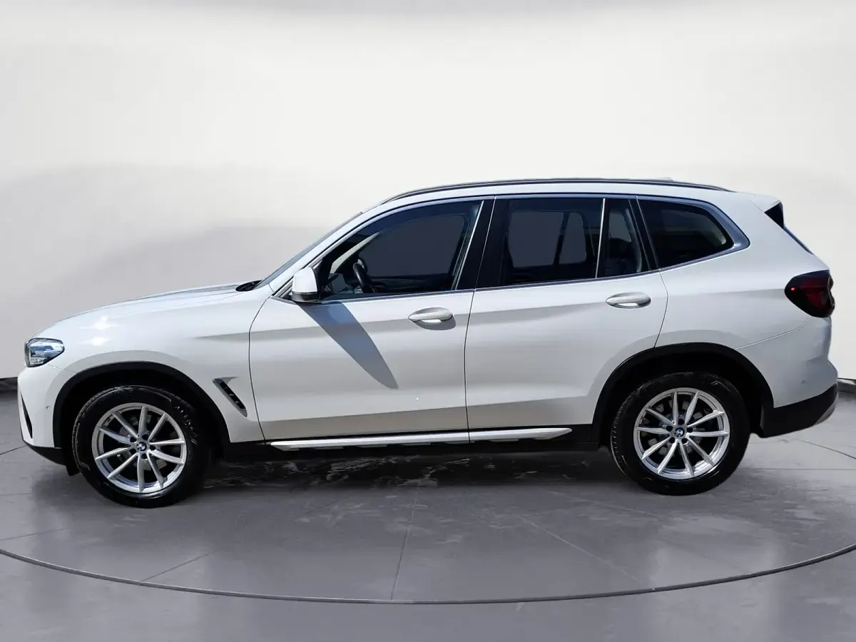 Używany BMW X3 Sport Line 190 KM (139 kW) 2023 SUV