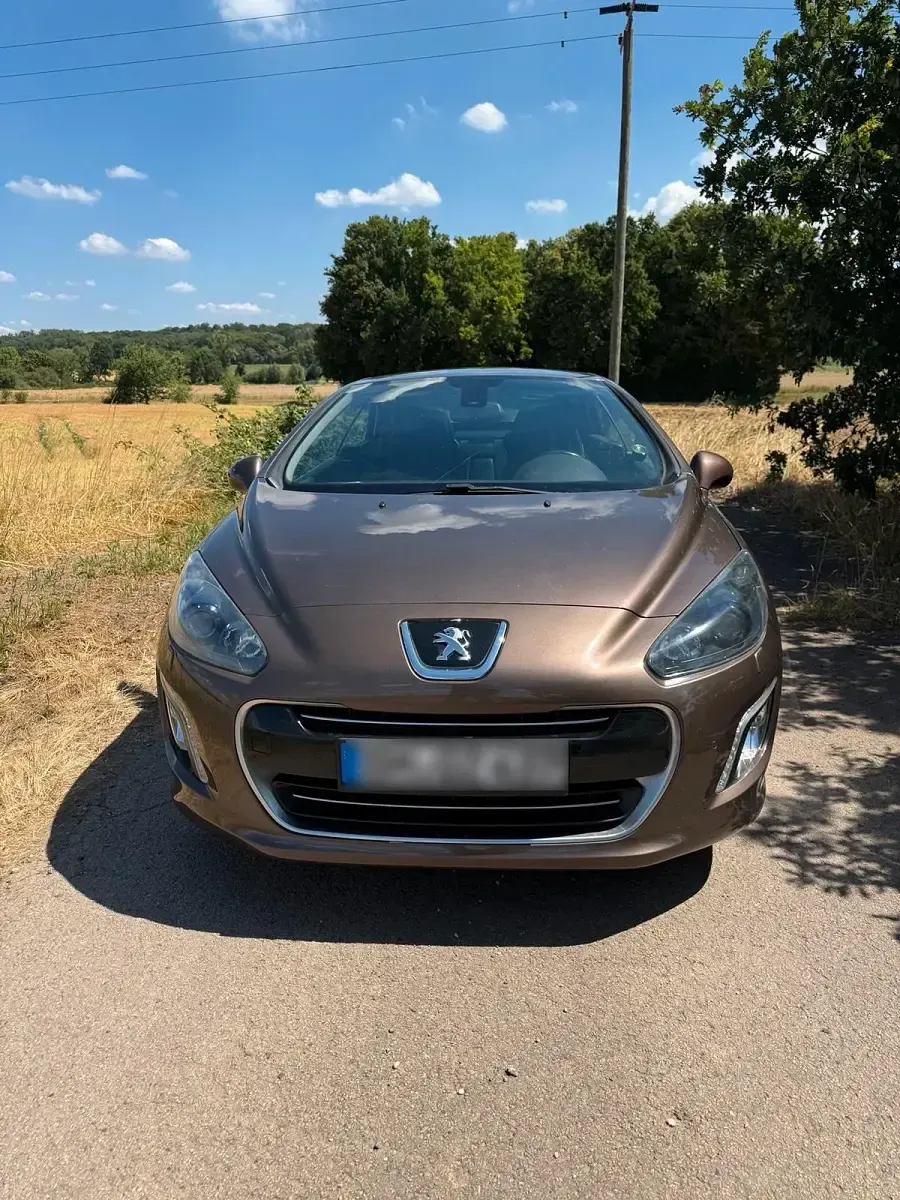Gebraucht Peugeot 308 CC 156 PS (114 kW) 2013 Braun Cabrio