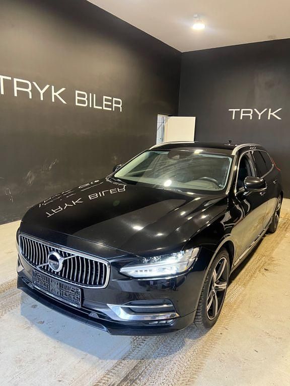 Schwarz Gebraucht 2019 Volvo V90 Inscription Kombi | 16.000 € (Guter Preis) - Bild 1/4