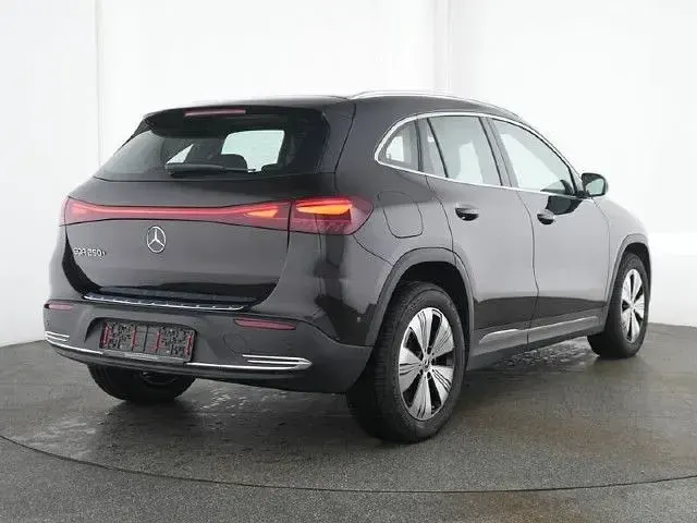 Gebraucht Mercedes EQA250 139 kW (190 PS) 2025 SUV