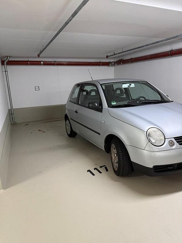 Silber Gebraucht 2004 VW Lupo Kleinwagen | 2.400 € (Etwas zu teuer) - Bild 1/4
