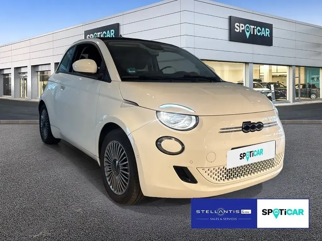 Gebraucht Fiat 500e Basis 86 kW (118 PS) 2024 Weiß Cabrio