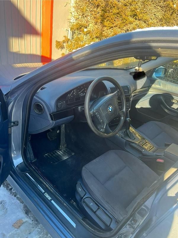 Gebraucht BMW 523 170 PS (125 kW) 2000 Blau Limousine