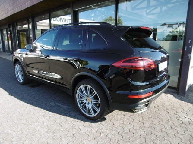 Gebraucht Porsche Cayenne 262 PS (192 kW) 2016 Schwarz SUV