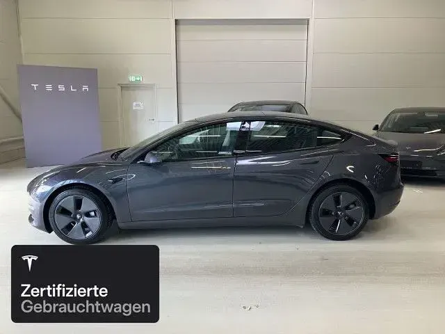 Brugt Tesla Model 3 Long Range AWD 324 kW (441 HK) 2022 Sølv Sedan