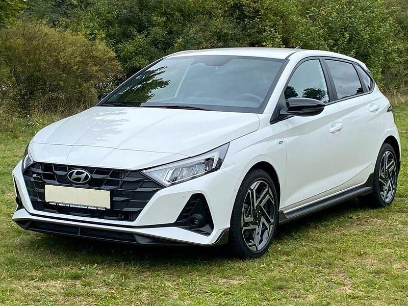 Weiß Neu 2025 Hyundai i20 N Line Limousine | 27.490 € (Teuer) - Bild 1/4