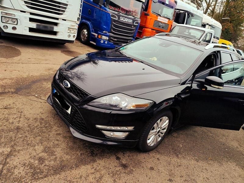 Gebraucht Ford Mondeo Titanium S 200 PS (147 kW) 2012 Schwarz Kombi