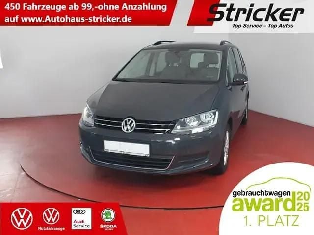 Grau (uranograu) Gebraucht 2014 VW Sharan Comfortline Van / Kleinbus | 10.449 € (Superpreis) - Bild 1/4