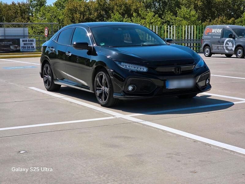 Schwarz Gebraucht 2018 Honda Civic Prestige Limousine | 19.490 € (Fairer Preis) - Bild 1/4