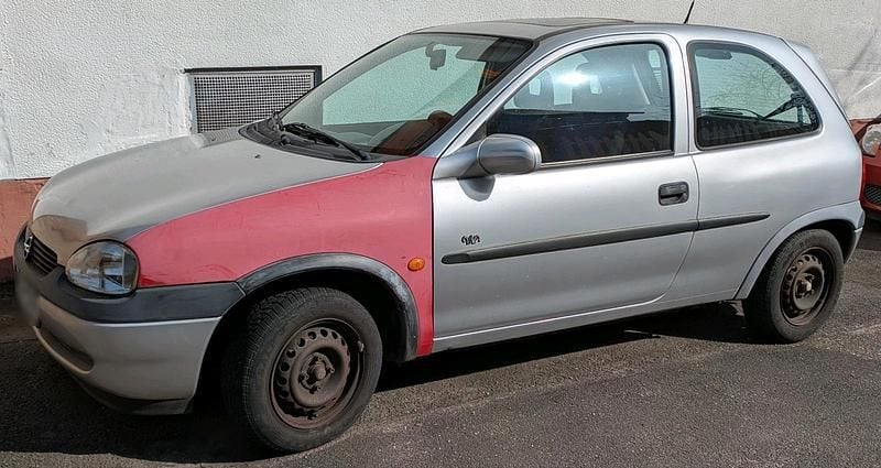 Gebraucht Opel Corsa 55 PS (40 kW) 2001 Silber Kleinwagen