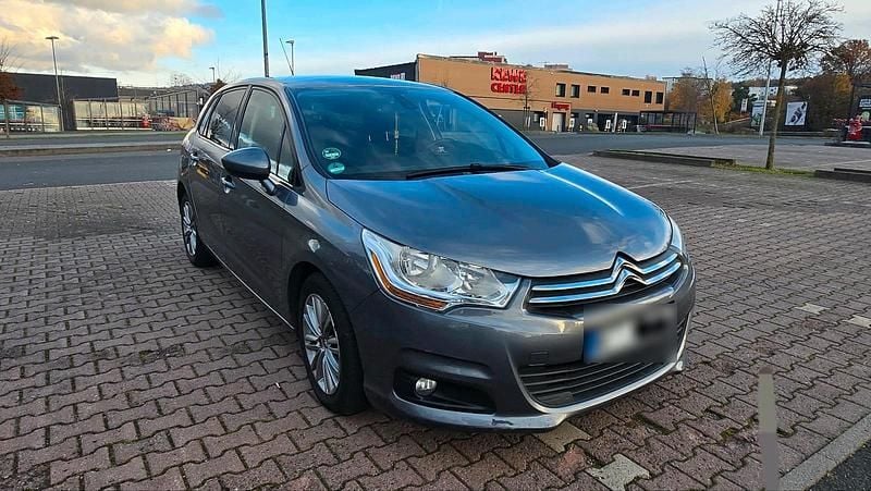 Gebraucht Citroën C4 120 PS (88 kW) 2012 Andere farben Limousine