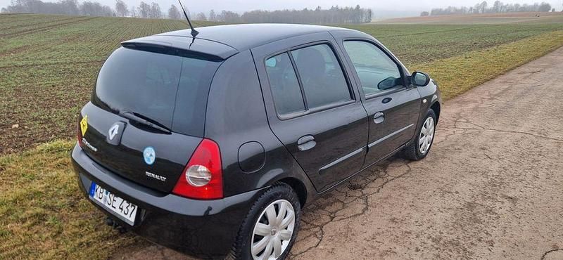 Gebraucht Renault Clio II Authentique 75 PS (55 kW) 2007 Schwarz Limousine