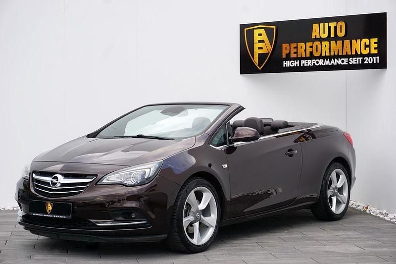 Mahagonibraun/darkmahagony Gebraucht 2014 Opel Cascada Cabrio | 14.900 € - Bild 1/4