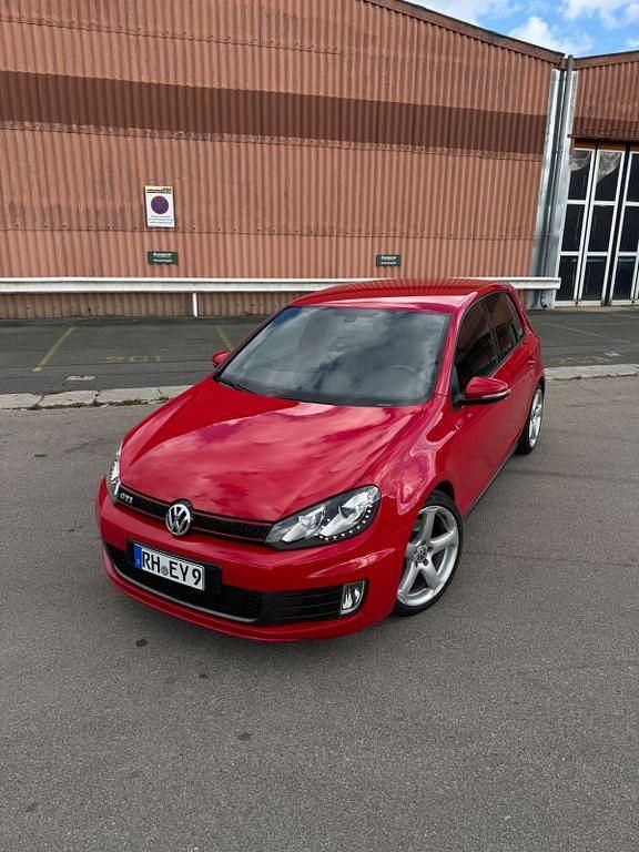 Rot Gebraucht 2013 VW Golf VII GTI Limousine | 10.999 € (Guter Preis) - Bild 1/4