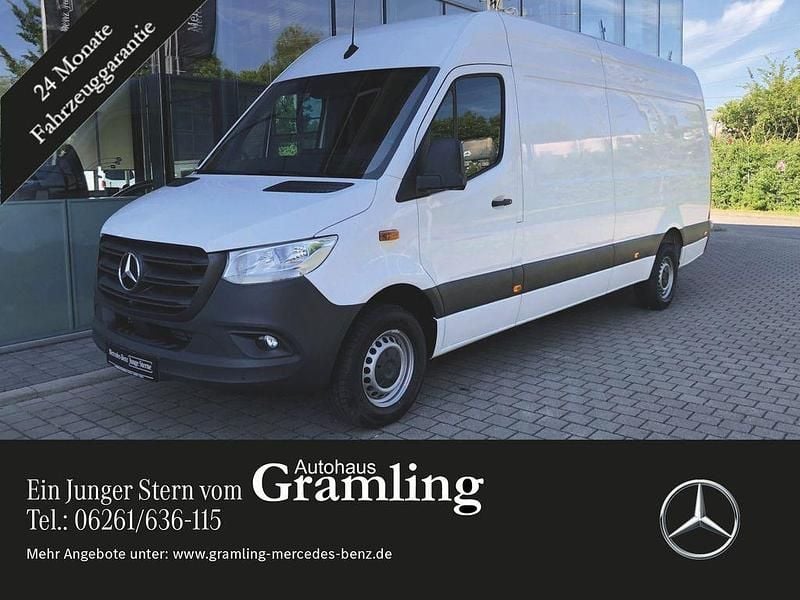Weiß Gebraucht 2022 Mercedes Sprinter Van | 34.949 € (Fairer Preis) - Bild 1/4