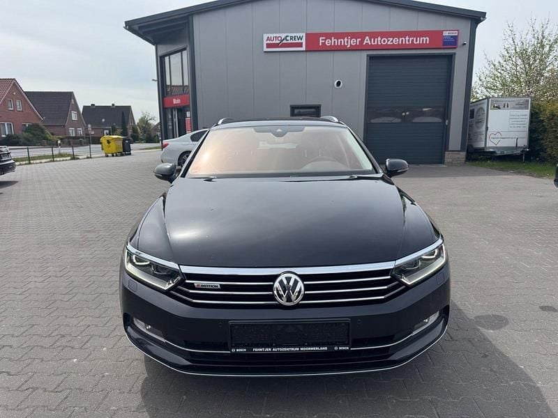 Second-hand VW Passat 239 CP (175 kW) 2015 Negru Break