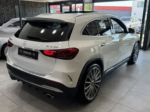 Gebraucht Mercedes GLA35 AMG AMG 306 PS (225 kW) 2021 Polarweiss  unilack SUV