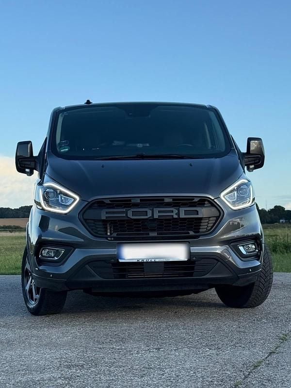 Andere farben Gebraucht 2021 Ford Tourneo Van / Kleinbus | 33.500 € (Guter Preis) - Bild 1/4
