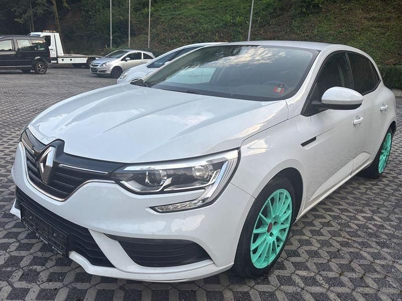 Gebraucht 2017 Renault Mégane IV Limousine | 5.390 € (Superpreis) - Bild 1/4