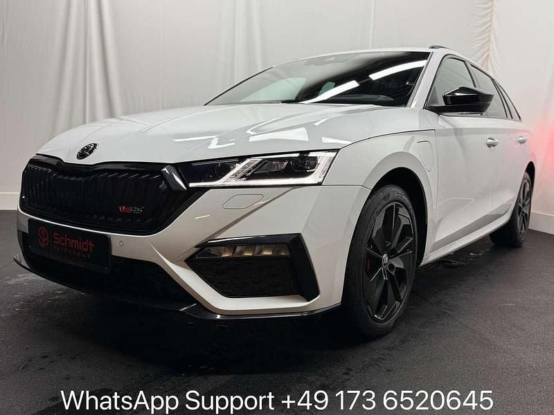 Gebraucht Skoda Octavia RS 245 PS (180 kW) 2022 Moonweiss metallic Kombi