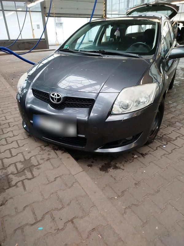 Gebraucht Toyota Auris 126 PS (92 kW) 2007 Grau Kleinwagen