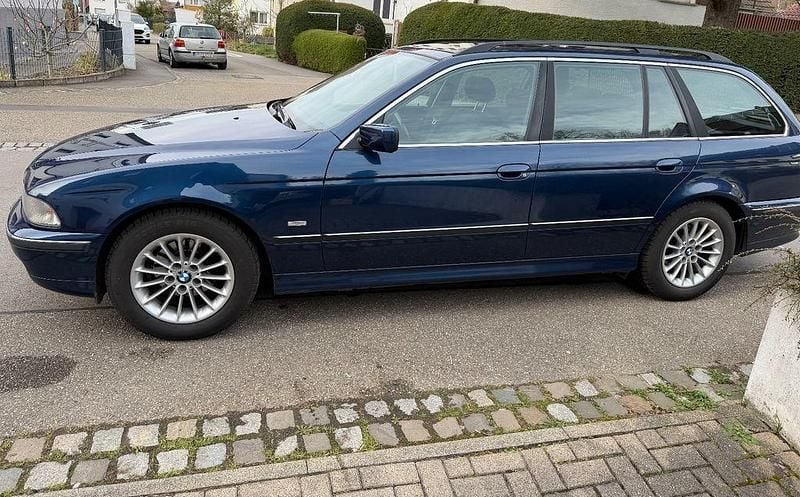 Gebraucht BMW 523 170 PS (125 kW) 2000 Blau Kombi